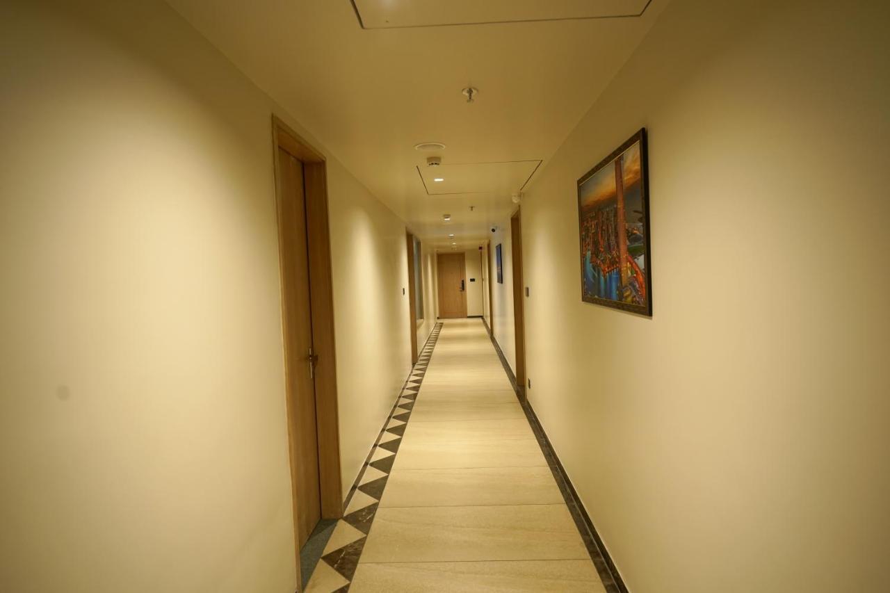 The Galleria Hotel Rajkot Exteriör bild