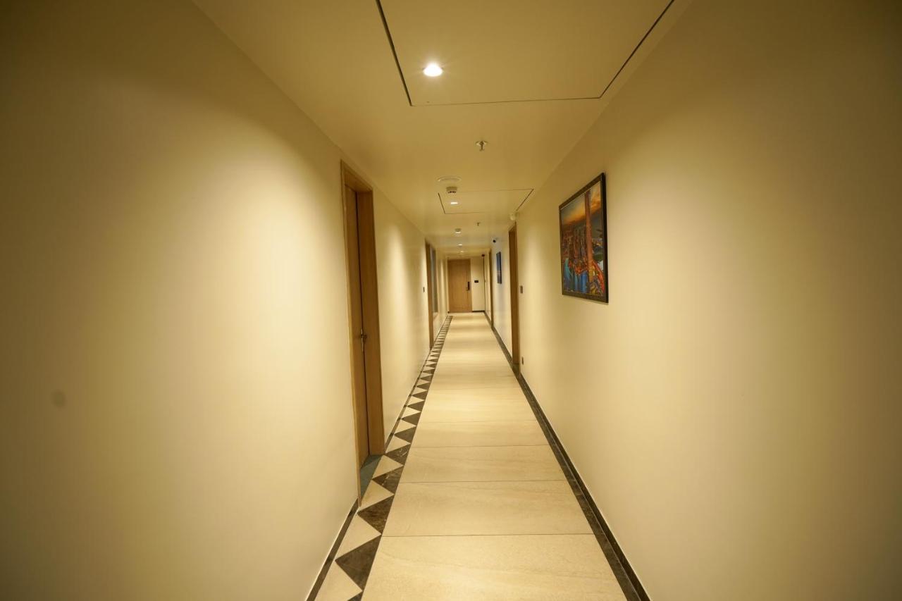 The Galleria Hotel Rajkot Exteriör bild